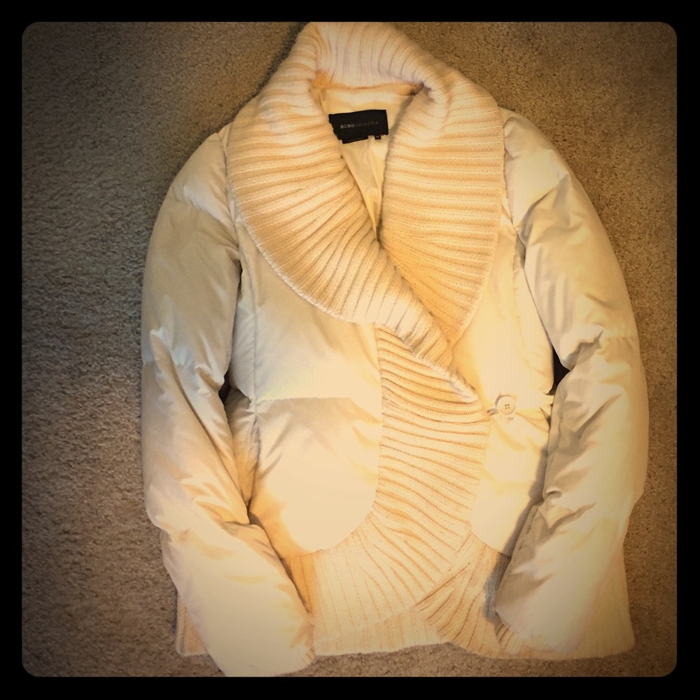 BCBGMaxAzria Cream Quilted Puffer Jacket with Ribbed Shawl Collar